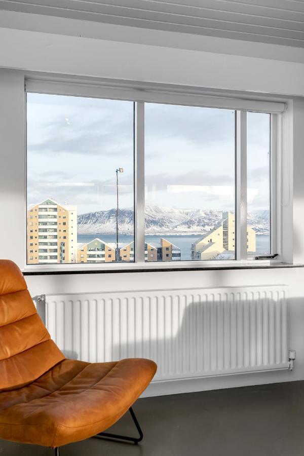 Penthouse Apt On The Shopping Street-Free Parking Ρέυκιαβικ Εξωτερικό φωτογραφία