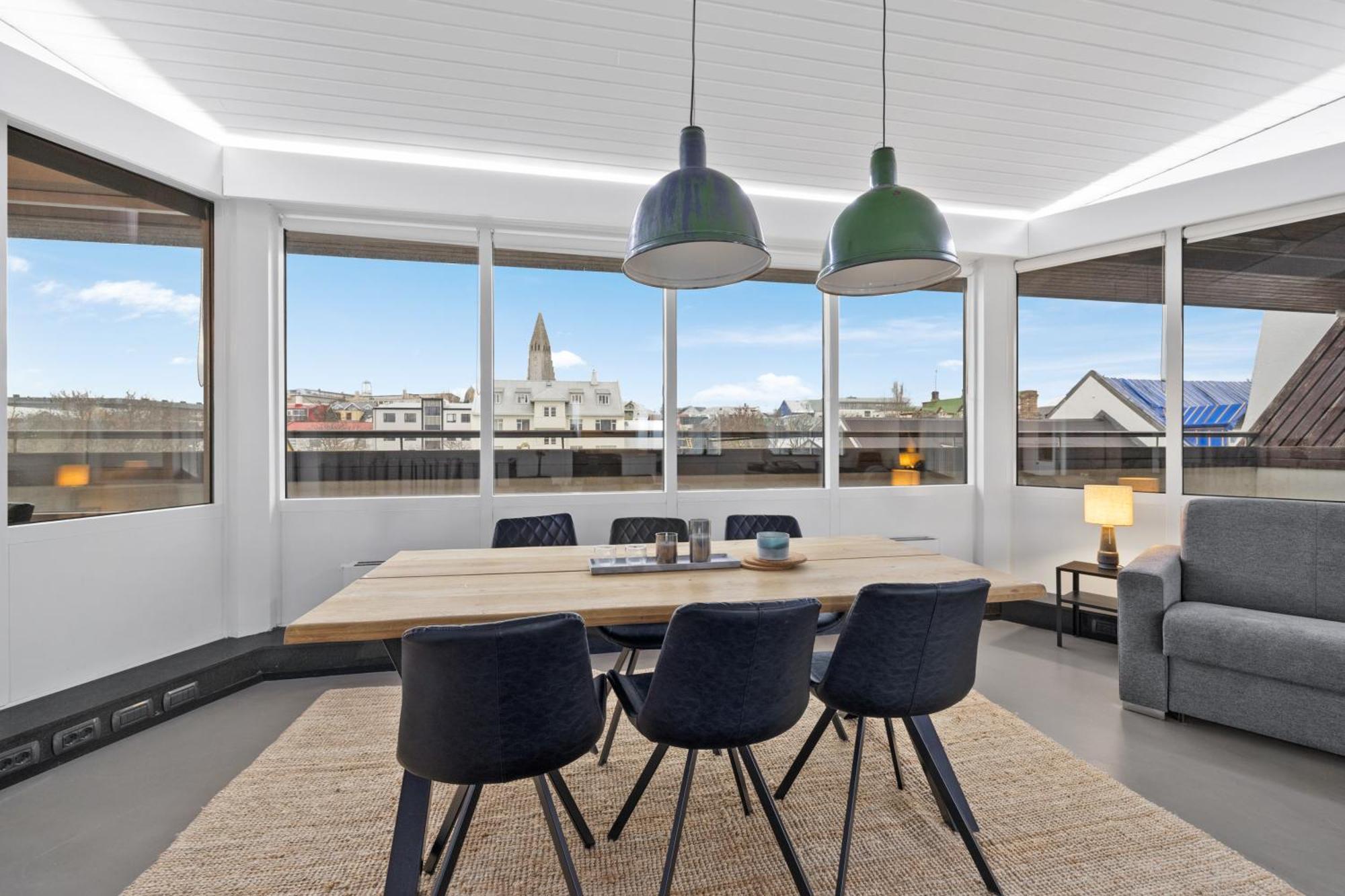 Penthouse Apt On The Shopping Street-Free Parking Ρέυκιαβικ Εξωτερικό φωτογραφία