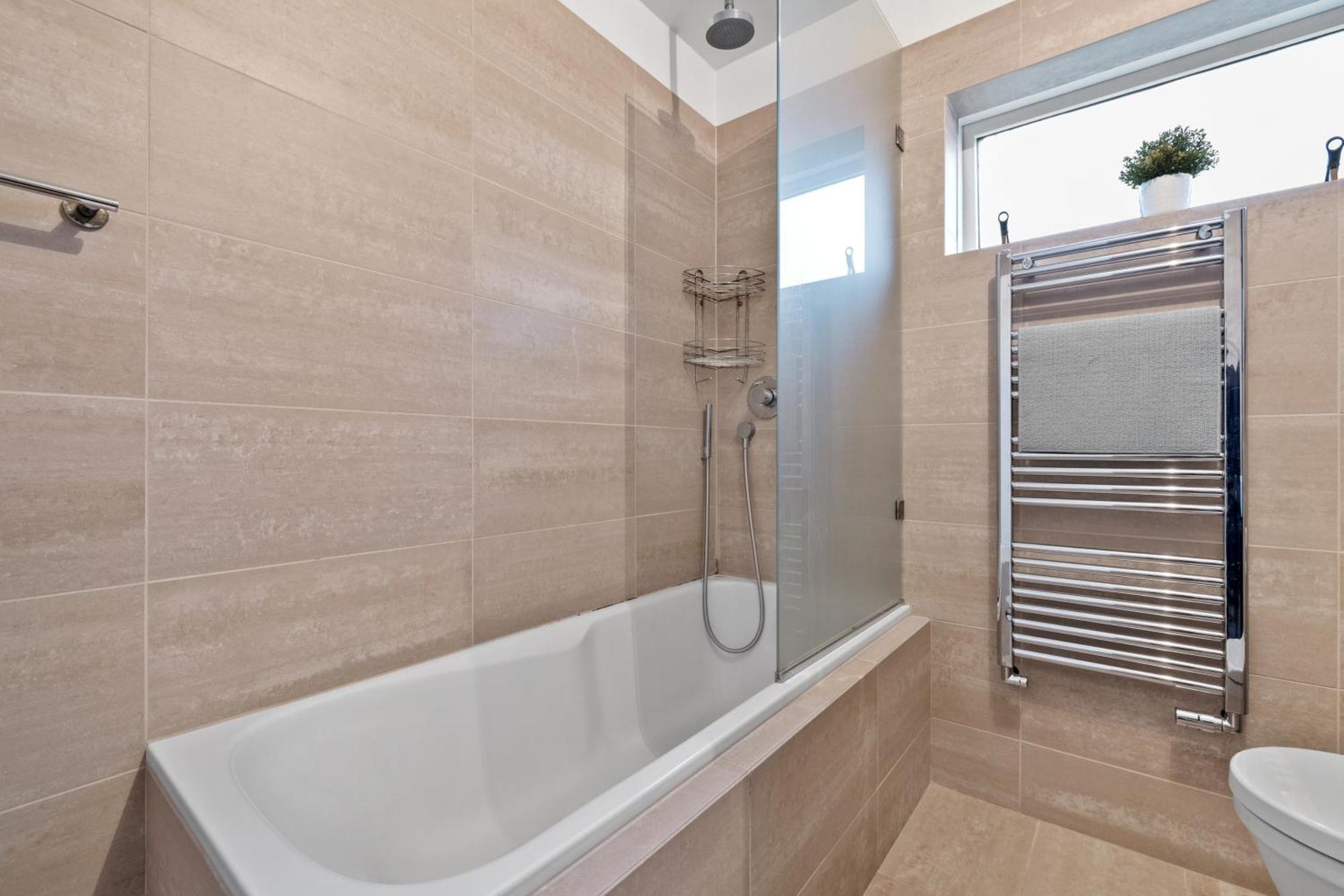 Penthouse Apt On The Shopping Street-Free Parking Ρέυκιαβικ Εξωτερικό φωτογραφία